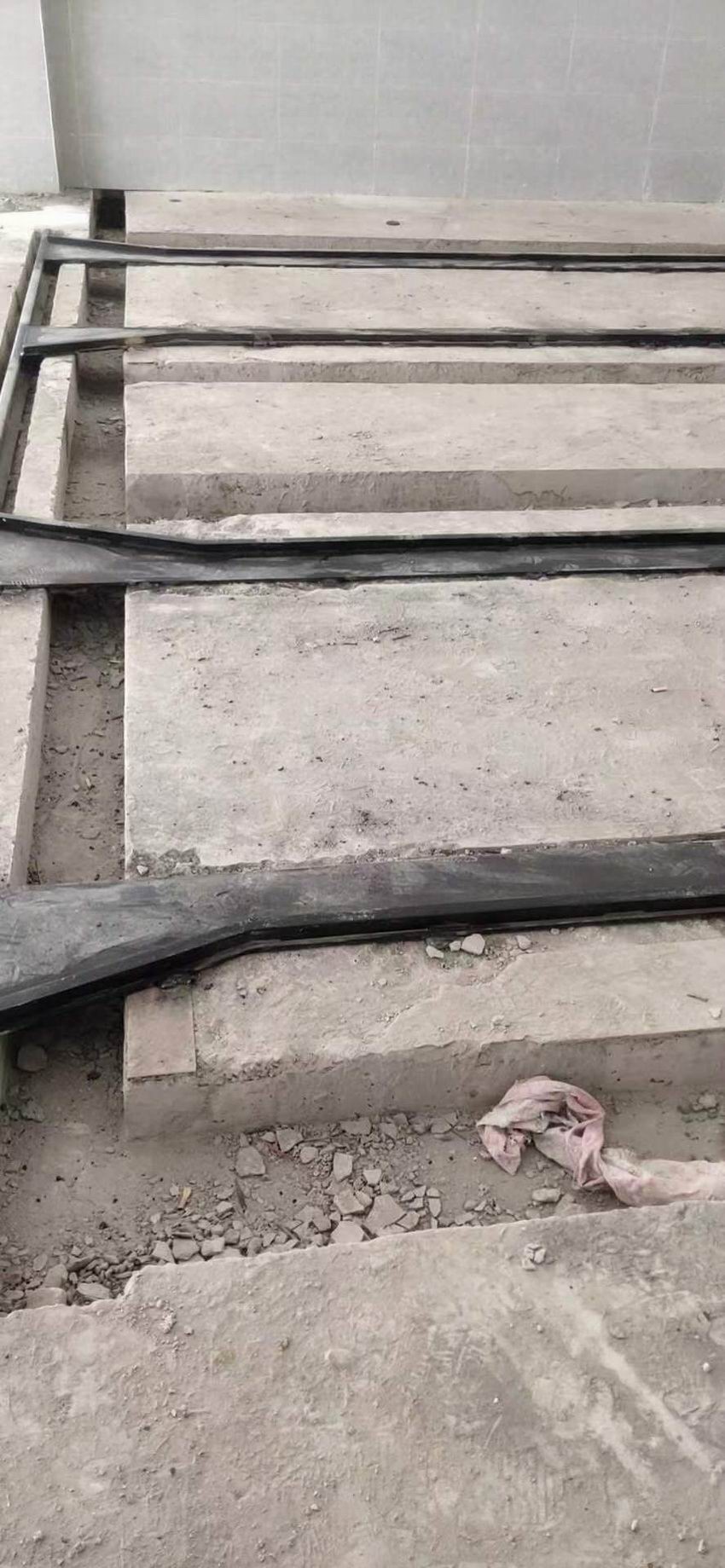 花园新村预埋轨道