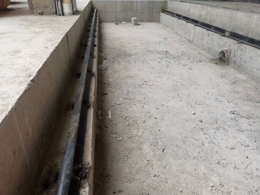 溪潭花园垃圾站