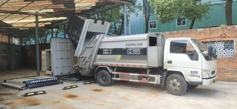 智能环保型地埋垃圾存储设备